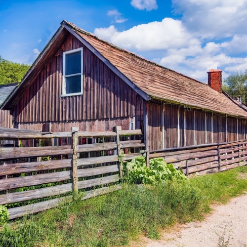 Charming Rustic Barn